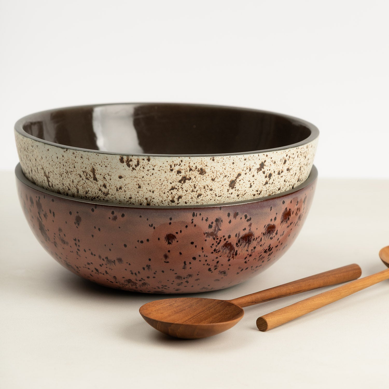 Speckled Serving Bowl – Handmade Ceramic Large Salad Bowl – Pigeon Toe Ceramics