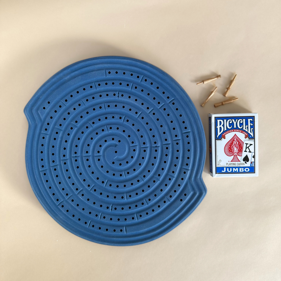 The Labyrinth Cribbage Board