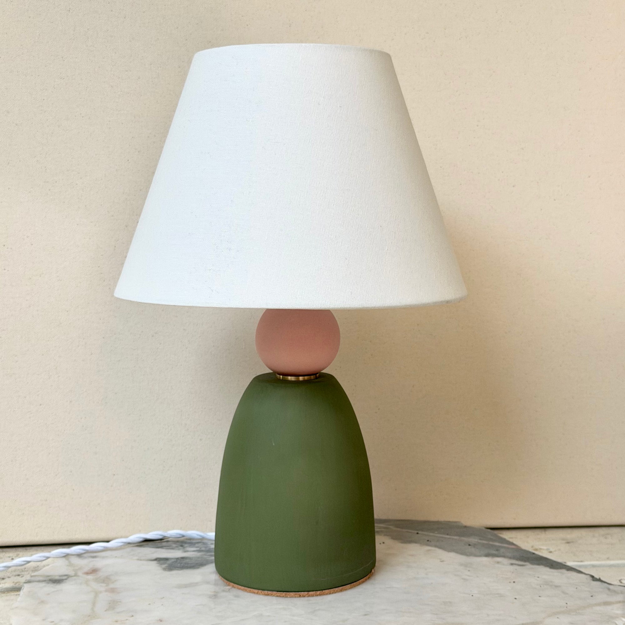 Sphere Table Lamp / Sample