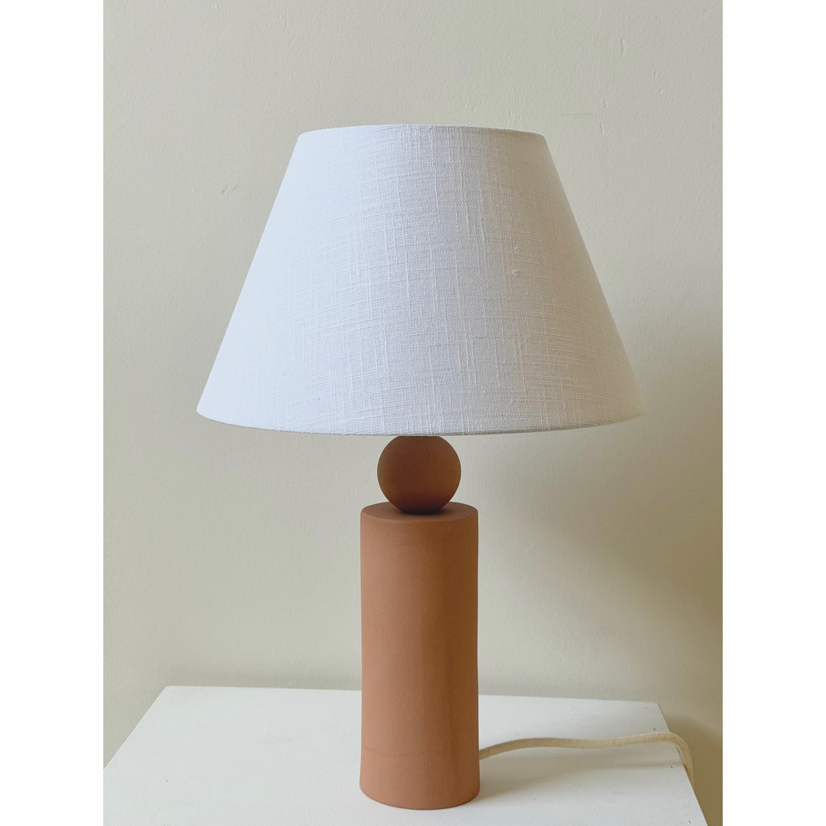 Sphere Table Lamp / Sample