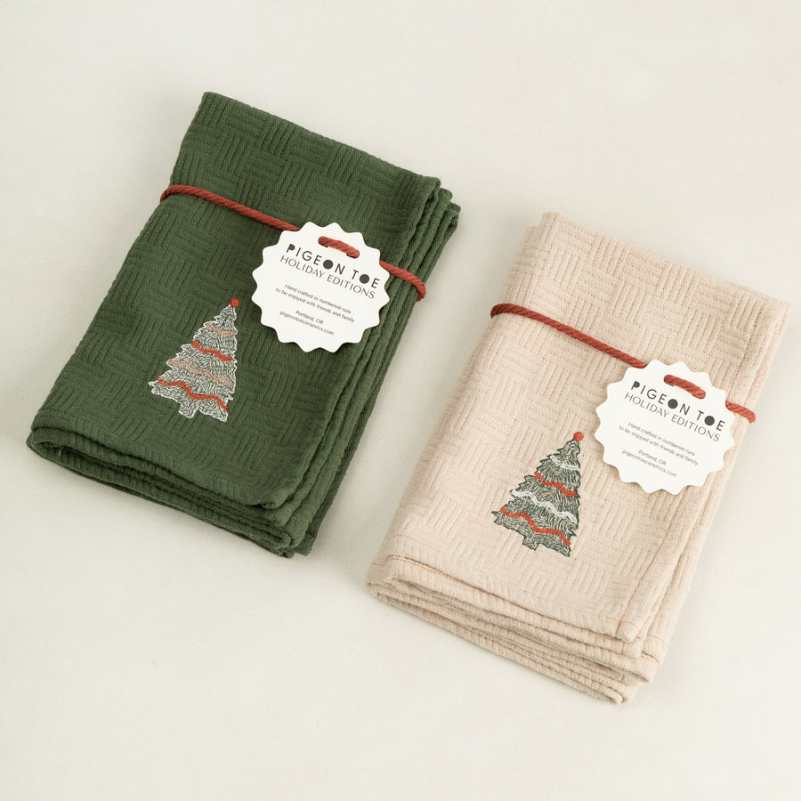 Embroidered Holiday Tree Napkin Set