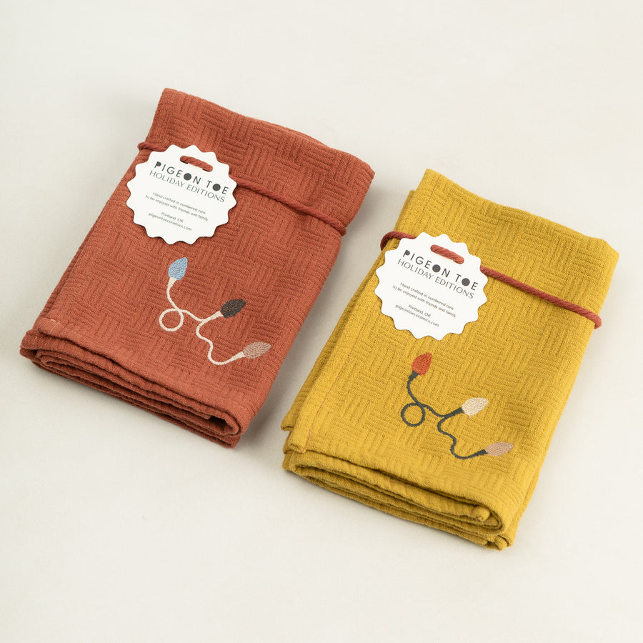 Embroidered Holiday Lights Napkin Set
