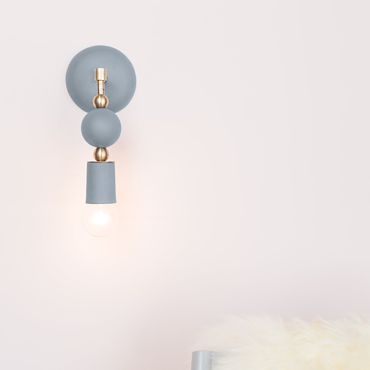 Beaded Sconce : Sphere